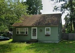 Pre-foreclosure in  DALE DR Keene, NH 03431