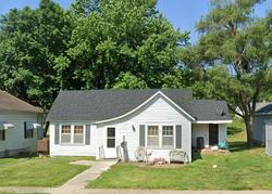 Pre-foreclosure in  N LOCUST ST Stanberry, MO 64489