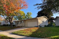 Pre-foreclosure in  15TH AVE NW Rochester, MN 55901