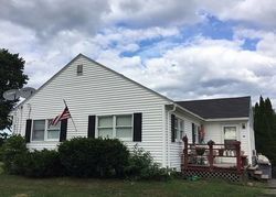 Pre-foreclosure Listing in W MEADOW RD THOMASTON, ME 04861