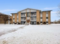 Pre-foreclosure Listing in MERRILLVILLE RD APT 102 CROWN POINT, IN 46307