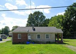 Pre-foreclosure in  HOWLE ST Paducah, KY 42003