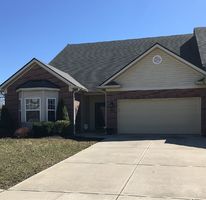 Pre-foreclosure in  DYLAN DR Avon, IN 46123