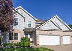 Pre-foreclosure in  S LEXINGTON DR Plainfield, IL 60586