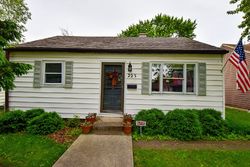 Pre-foreclosure in  S MAY ST Joliet, IL 60436