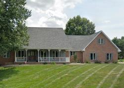 Pre-foreclosure in  LONG DR Quincy, IL 62305
