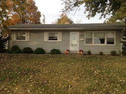 Pre-foreclosure in  BRENTWOOD DR Quincy, IL 62301
