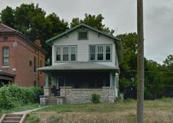 Pre-foreclosure in  N 6TH ST Quincy, IL 62301