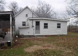 Pre-foreclosure Listing in CHARLTON RD KELL, IL 62853