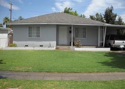 Pre-foreclosure in  W SHIELDS AVE Fresno, CA 93705