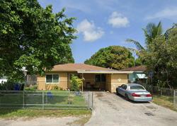 Pre-foreclosure in  NW 7TH AVE Fort Lauderdale, FL 33311