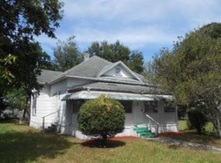 Pre-foreclosure in  2ND ST NE Winter Haven, FL 33881