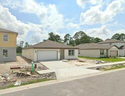 Pre-foreclosure Listing in THUNDERBIRD DR WESLEY CHAPEL, FL 33545