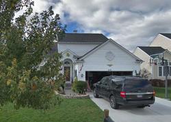 Pre-foreclosure in  SMOKETREE LN Bartlett, IL 60103
