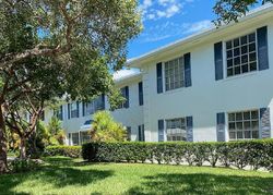 Pre-foreclosure in  NE 68TH ST  Fort Lauderdale, FL 33308