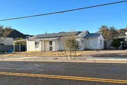 Pre-foreclosure in  E HATCHER RD Phoenix, AZ 85020