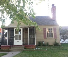 Pre-foreclosure in  296TH ST Toledo, OH 43611