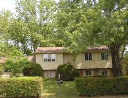 Pre-foreclosure Listing in RIVER TRL LIMA, OH 45807