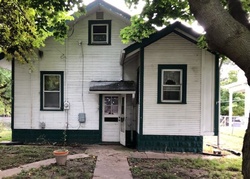 Pre-foreclosure in  25TH ST Rock Island, IL 61201