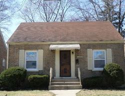 Pre-foreclosure in  S DEARBORN ST Riverdale, IL 60827