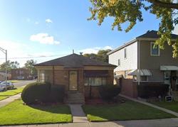 Pre-foreclosure in  32ND AVE Bellwood, IL 60104