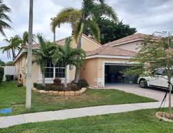 Pre-foreclosure in  SW 174TH AVE Hollywood, FL 33029