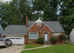 Pre-foreclosure in  E 262ND ST Euclid, OH 44132