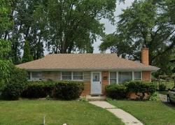 Pre-foreclosure in  W JANICE LN Addison, IL 60101
