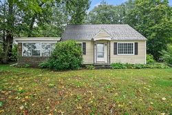 Pre-foreclosure in  NEW BOSTON RD Sturbridge, MA 01566