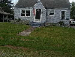 Pre-foreclosure in  MARYLAND AVE Altoona, PA 16602