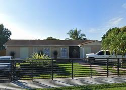 Pre-foreclosure in  SW 194TH TER Miami, FL 33177