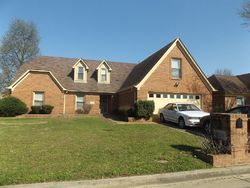 Pre-foreclosure in  BRADLEY RIDGE CV Memphis, TN 38125