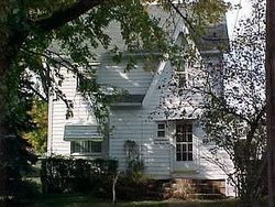 Pre-foreclosure in  LONGFELLOW ST Elyria, OH 44035