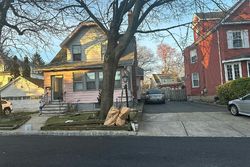 Pre-foreclosure in  HALCYON PL Bloomfield, NJ 07003