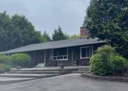 Pre-foreclosure in  SE 260TH PL Maple Valley, WA 98038