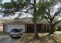 Pre-foreclosure in  HOYTE PARK LN Spring, TX 77379
