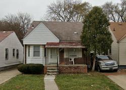 Pre-foreclosure in  SAINT MARYS ST Detroit, MI 48228