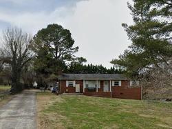 Pre-foreclosure in  ALFRED MCCAMMON RD Maryville, TN 37804