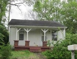 Pre-foreclosure in  32ND AVE N Nashville, TN 37209