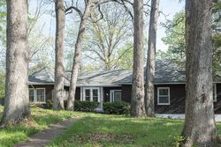 Pre-foreclosure in  S FOREST AVE Saint Louis, MO 63119