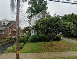 Pre-foreclosure in  DAVIS AVE Broomall, PA 19008