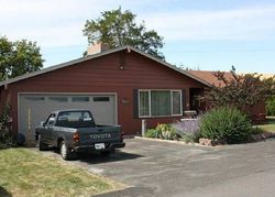 Pre-foreclosure Listing in NE COURT ST DUFUR, OR 97021