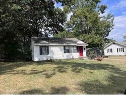 Pre-foreclosure in  HUGH AVE Tahlequah, OK 74464