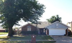 Pre-foreclosure in  SHANNON DR Oklahoma City, OK 73130