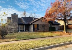 Pre-foreclosure in  COUNTRY SIDE TRL Edmond, OK 73012