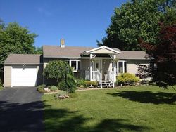 Pre-foreclosure Listing in WINCHESTER DR NEW HARTFORD, NY 13413