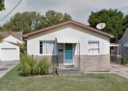 Pre-foreclosure in  LINDSAY AVE Akron, OH 44306