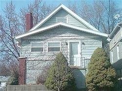 Pre-foreclosure in  HONODLE AVE Akron, OH 44305