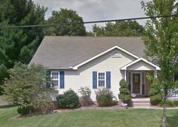 Pre-foreclosure in  KNOB ST Louisville, OH 44641