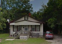 Pre-foreclosure in  JONES ST New Bern, NC 28562